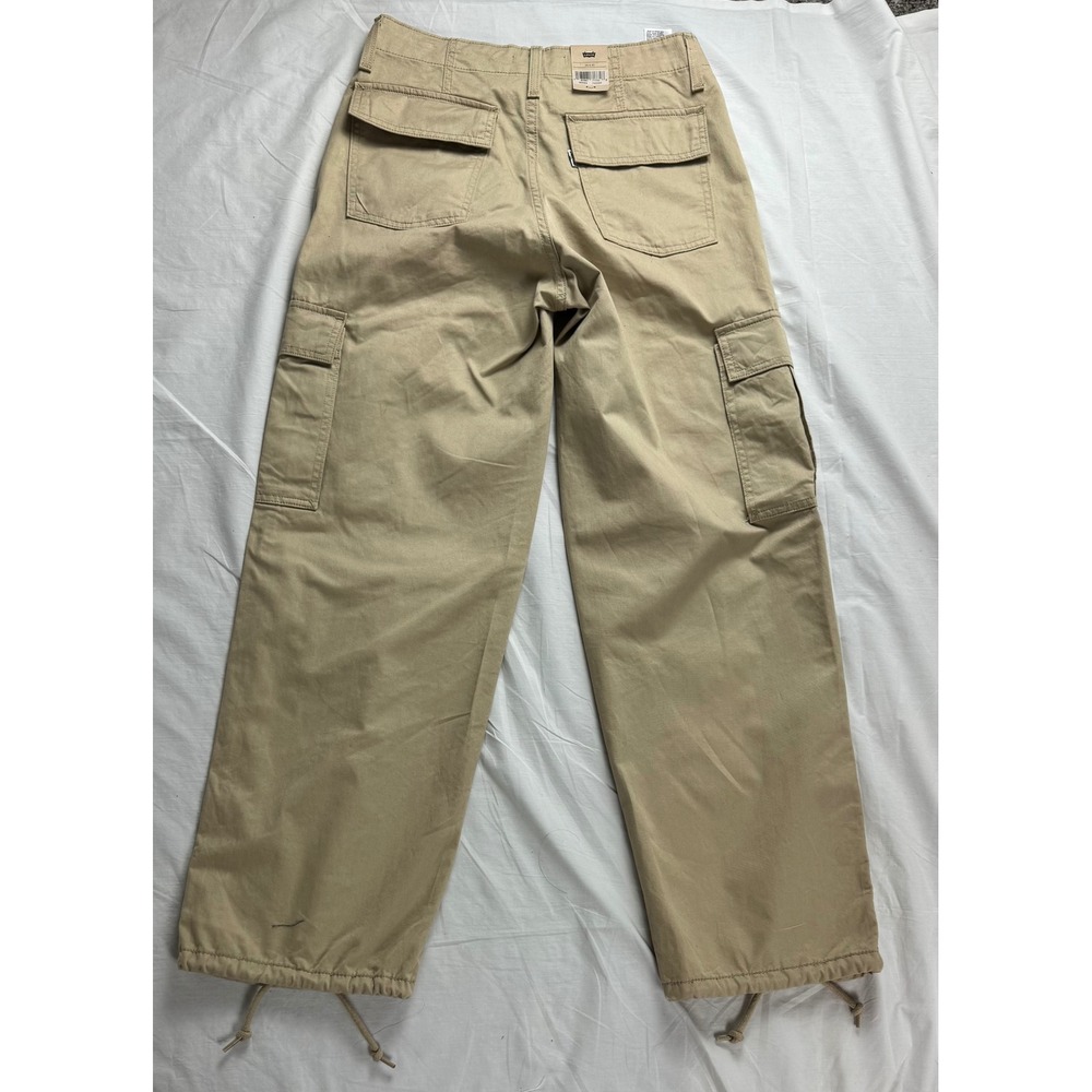 Levis 94 Baggy Cargo Pants Womens 26x30 Tan Khaki Mid Rise NWT - Picture 16 of 16
